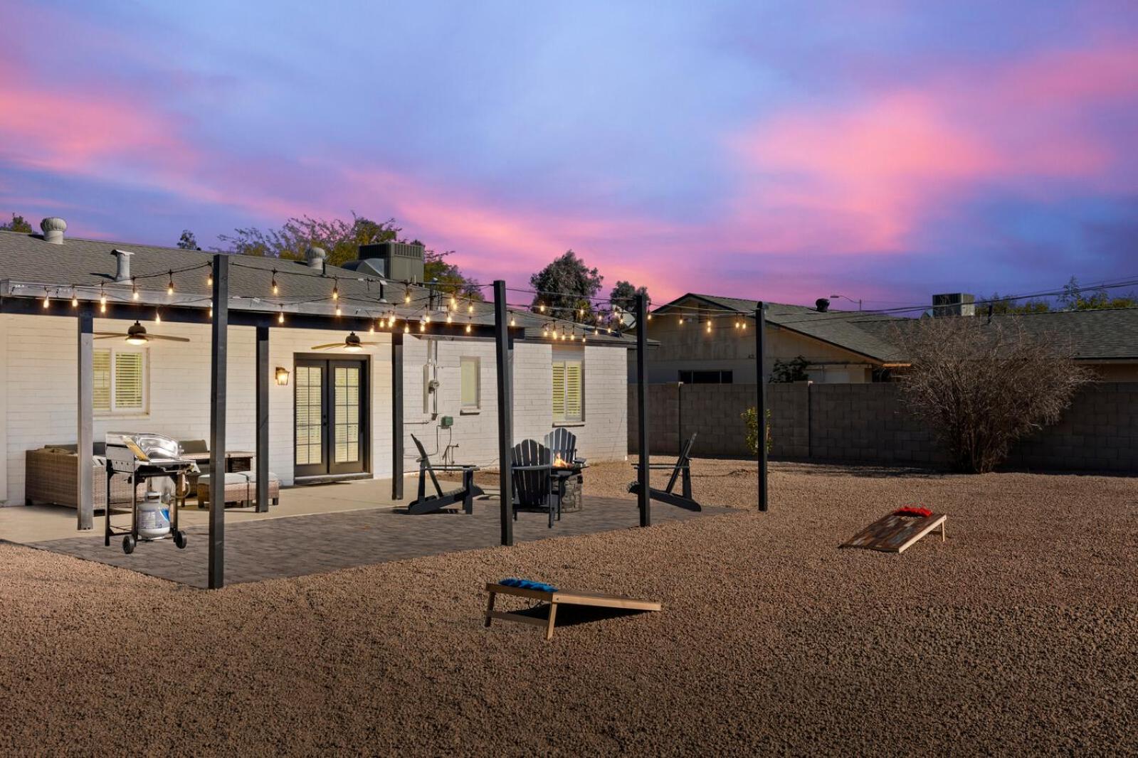 Old Town Oasis - 3br With Fire Pit *